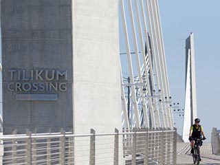 Metal Railings for Tilikum Crossing Bridge